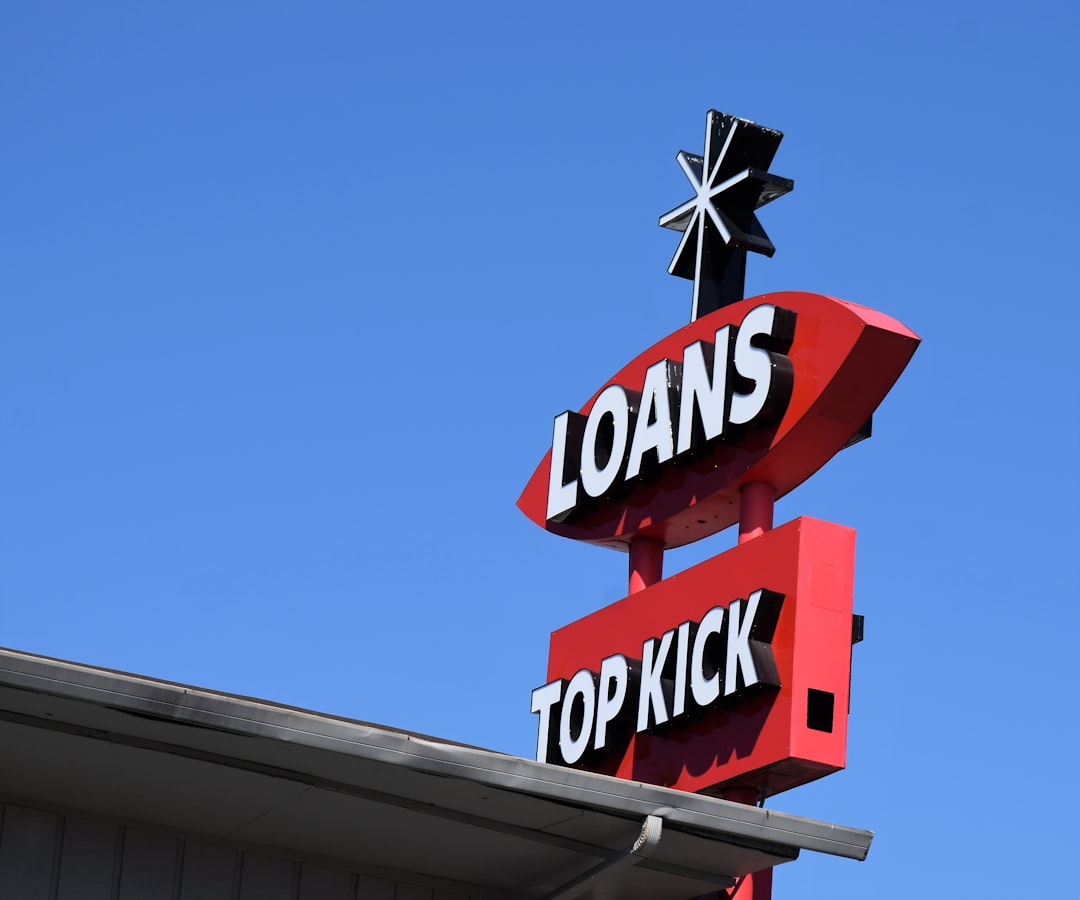 Photo Pawn shop sign