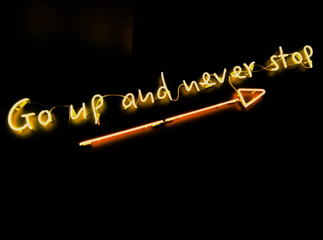 Photo Pawn shop sign